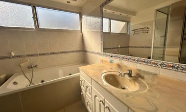 VENTA HERMOSA CASA PARQUE INGLES