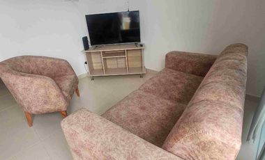ARRIENDO APARTAMENTO AMOBLADO FRENTE CLINICA FOSUNAB  FLORIDABLANCA