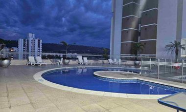 ARRIENDO APARTAMENTO AMOBLADO FRENTE CLINICA FOSUNAB  FLORIDABLANCA