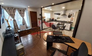 Hermosa Casa de Un Piso con 3 Dormitorios, 2 Baños, Villa Santa Maria, Sector Valle Grande, Comuna Lampa