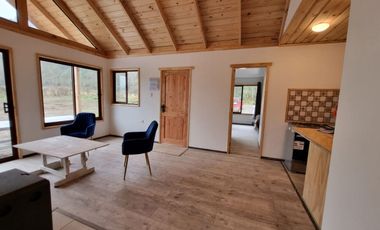 Arriendo Casa en Parcela Semi Amoblada – Exclusivo Loteo Alto Río