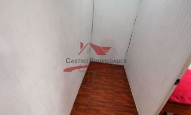 Hermosa Casa de Dos Pisos Ampliada con 5 Dormitorios, 2 Baños, Villa Anguita VI, Comuna San Bernardo.