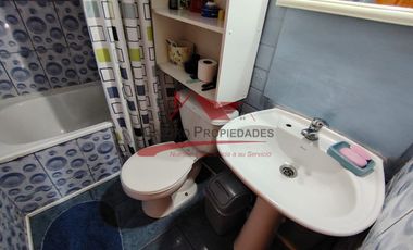 Hermosa Casa de Dos Pisos Ampliada con 5 Dormitorios, 2 Baños, Villa Anguita VI, Comuna San Bernardo.