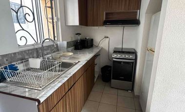 Renta casa amueblada en la salida a CDMX  en los viñedos