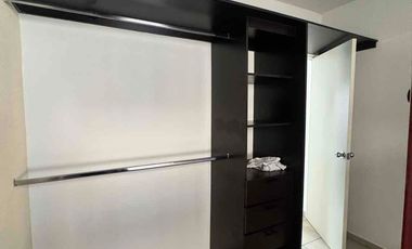 Renta casa amueblada en la salida a CDMX  en los viñedos