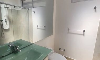 Tu refugio privado con la mejor vista de Chía! ⛰️✨  ¿Buscas privacidad, espacio y una vista que te quite el aliento? Esta casa de 3 niveles en Fonquet