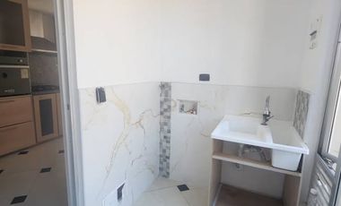 Tu refugio privado con la mejor vista de Chía! ⛰️✨  ¿Buscas privacidad, espacio y una vista que te quite el aliento? Esta casa de 3 niveles en Fonquet