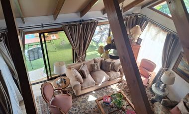 Hermosa Casa En El Exclusivo Sector Los Almendros de Reñaca UFs 13.200