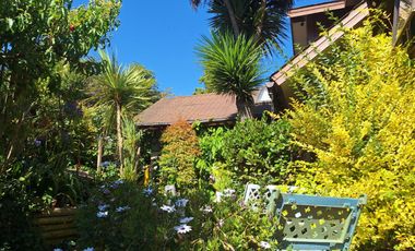 Hermosa Casa En El Exclusivo Sector Los Almendros de Reñaca UFs 13.200