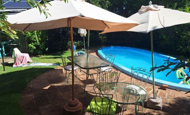 Hermosa Casa En El Exclusivo Sector Los Almendros de Reñaca UFs 13.200