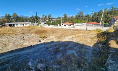 Terreno de Venta en La Merced, con todos los servicios en derechos y acciones
