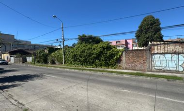 ¡En venta! Terreno estratégico en pleno centro de Coronel