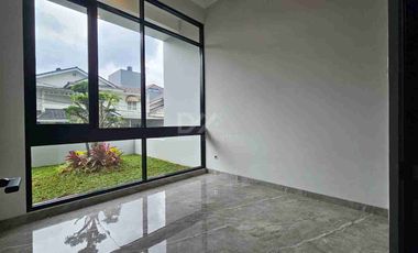 Rumah dijual Mewah di Bintaro Sektor 9 Tangerang Tropical Private Pool