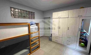 Casa en Venta en Urdesa Central