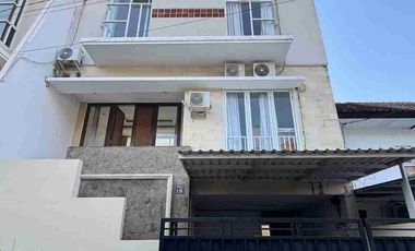 Dijual rumah full furnished with pool di Nusa dua Bali