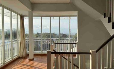 Dijual rumah full furnished with pool di Nusa dua Bali