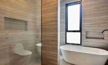 BRAND NEW HOUSE
READY 2 UNIT, ON PROGRESS
ONE GATE SYSTEM di KEMANG JAKARTA SELATAN