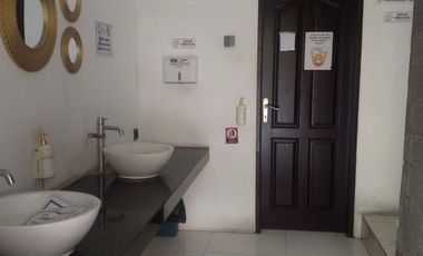 Gedung Komersial 3 Lantai Disewakan, di Sanur, Denpasar Area