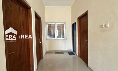 RUMAH DISEWAKAN DI COLOMADU DEKAT DENGAN UMS DAN LORIN HOTEL
