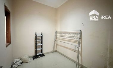 RUMAH DISEWAKAN DI COLOMADU DEKAT DENGAN UMS DAN LORIN HOTEL