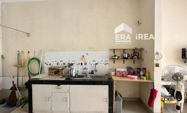 RUMAH DISEWAKAN DI COLOMADU DEKAT DENGAN UMS DAN LORIN HOTEL
