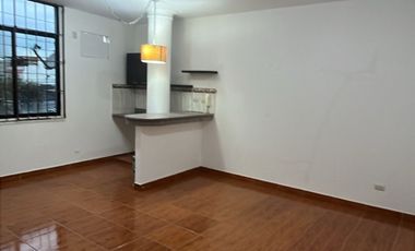 Alquilo suite de 2 ambientes en Alamos Norte
