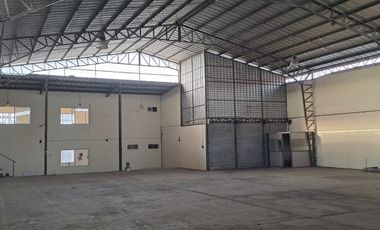 Alquilo Bodega en Km 10.5 Vía a Daule, Inmaconsa
