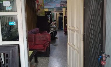 Jual rumah usaha kost di Ketintang Surabaya
