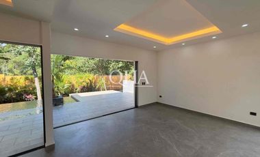 Casa en venta o renta en lagos del sol