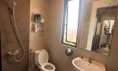 Disewkan rumah full furnish 2 lantai 3 kamar tidur di summarecon crown gading Bekasi