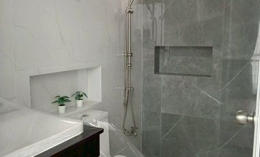 🏡 Luxury 2-Storey Modern Pool Villa Show House for Sale in Hang Dong, Chiang Mai