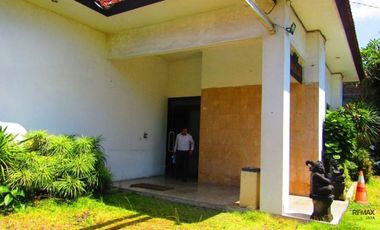 Rumah Bagus Gaya Tradisional Dijual, di Denpasar Renon Area