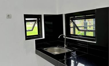 Rumah modern minimalis pinggir jalan view sawah di kota Mataram