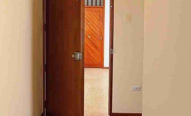 Vendo Departamento en Miraflores de 117m2 en 4to.piso  Calle Francia cuadra 4