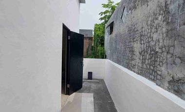 di Rumah di karangbong gedangan