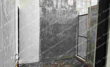 Disewakan Rumah Gress Pojok Bisa Bulanan Surya Breeze Garden Karangbong Gedangan Sidoarjo dekat Stasiun Gedangan