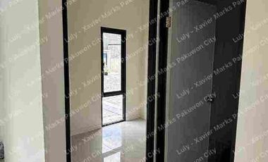 Disewakan Rumah Gress Pojok Bisa Bulanan Surya Breeze Garden Karangbong Gedangan Sidoarjo dekat Stasiun Gedangan