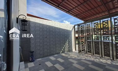 RUMAH BARU DIJUAL ATAU DISEWAKAN DI SOLO BARU DEKAT DENGAN PAKUWON MALL DAN THE PARK SOLO BARU