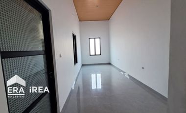 RUMAH BARU DIJUAL ATAU DISEWAKAN DI SOLO BARU DEKAT DENGAN PAKUWON MALL DAN THE PARK SOLO BARU