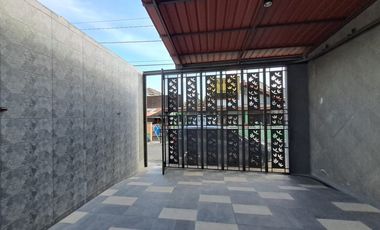 RUMAH BARU DIJUAL ATAU DISEWAKAN DI SOLO BARU DEKAT DENGAN PAKUWON MALL DAN THE PARK SOLO BARU