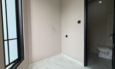 Rumah Townhouse Hunian Exclusive Antasari   di Jakarta Selatan Dekat Tol