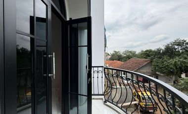Rumah Townhouse Hunian Exclusive Antasari   di Jakarta Selatan Dekat Tol