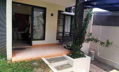 Dijual Cepat Rumah Hook, Asri, Halaman Luas dan Siap Huni dlm Cluster di BNR