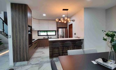 CASA EN VENTA PARA INVERSIONISTA ZONA TABASCO 2000
