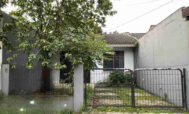 Dijual Rumah di Kencana Loka BSD City