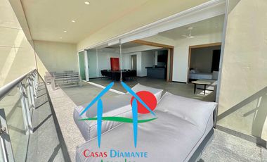 Departamento de playa en renta vacacional con terraza y vista al mar