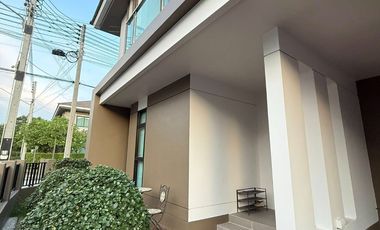Spacious 2-Storey House for Rent at H Living Life | Chaiyaphruek Area