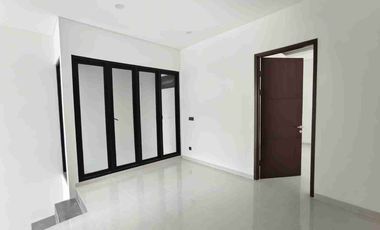 Rumah baru 2 lantai Setiabudi Cash Back PPN 100% Pondok hijau kawasan Bandung