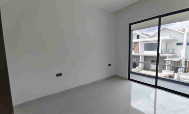 Rumah baru 2 lantai Setiabudi Cash Back PPN 100% Pondok hijau kawasan Bandung