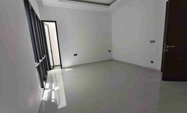 Rumah baru 2 lantai Setiabudi Cash Back PPN 100% Pondok hijau kawasan Bandung